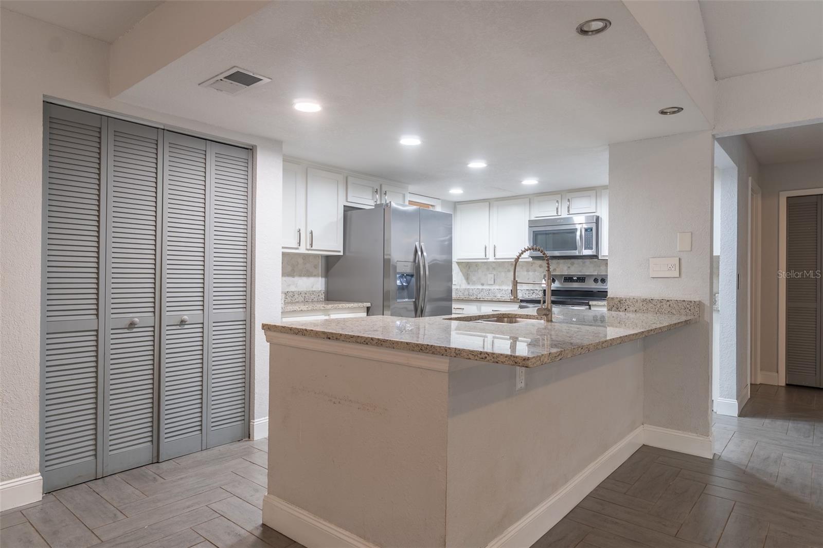 PRAIRIE VIEW ACRES - Residential