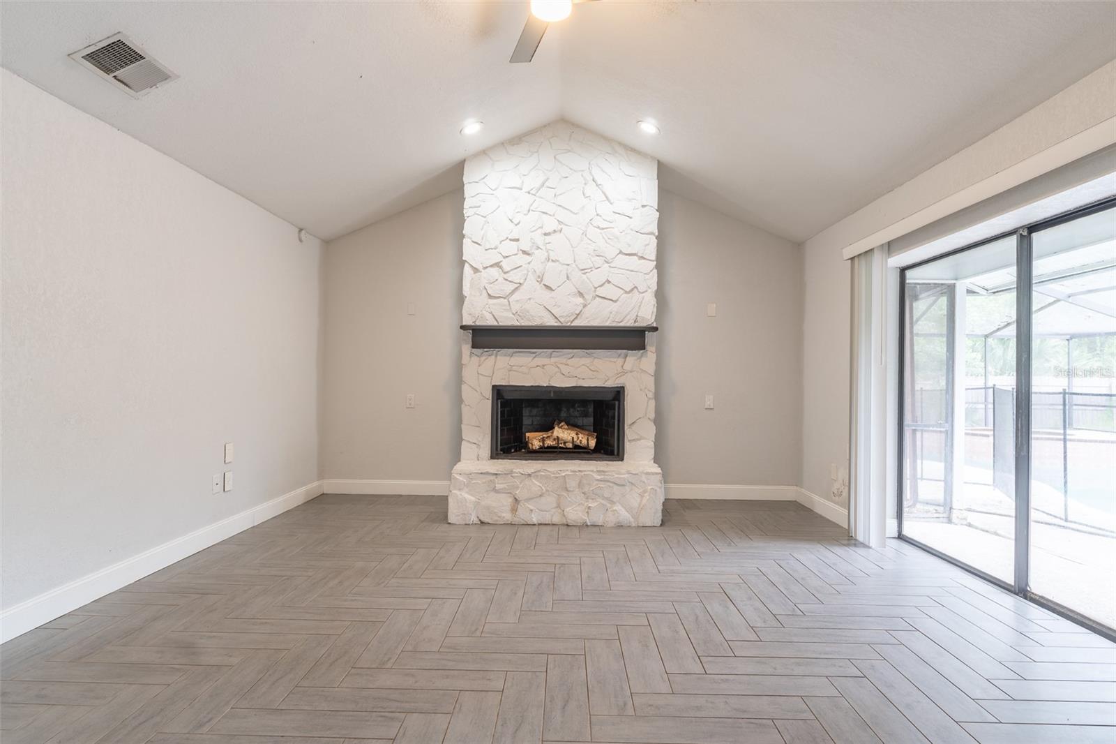 PRAIRIE VIEW ACRES - Residential