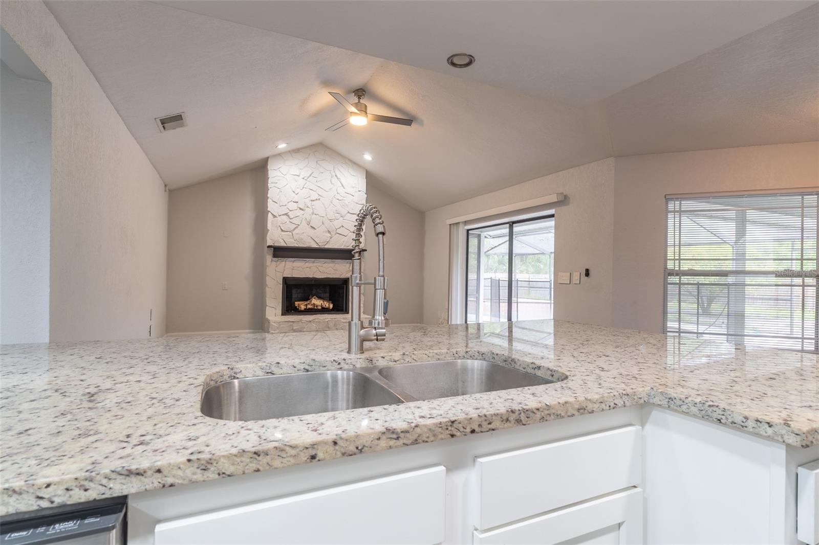 PRAIRIE VIEW ACRES - Residential