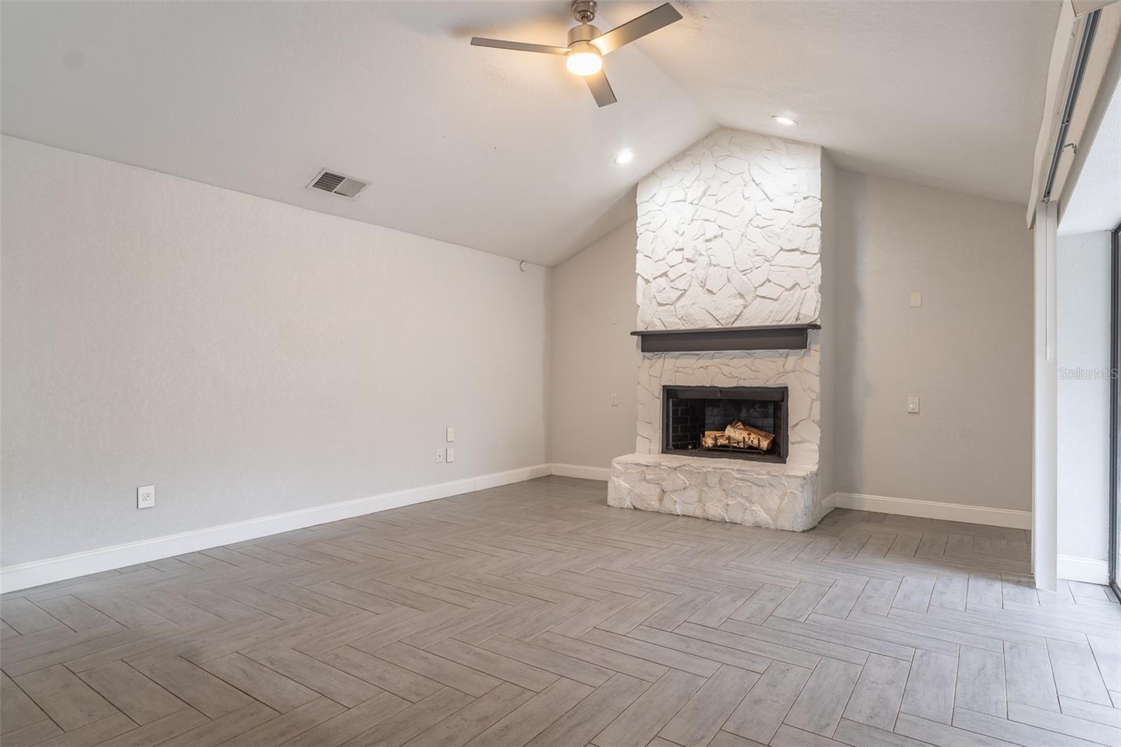 PRAIRIE VIEW ACRES - Residential