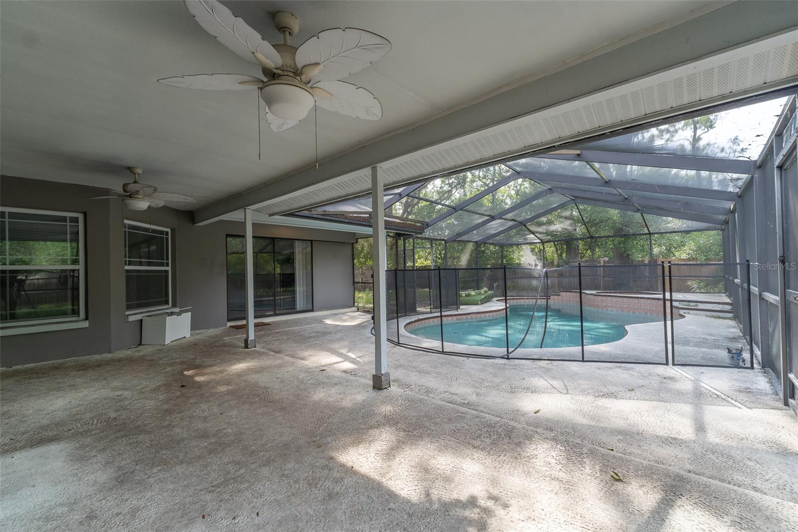 PRAIRIE VIEW ACRES - Residential
