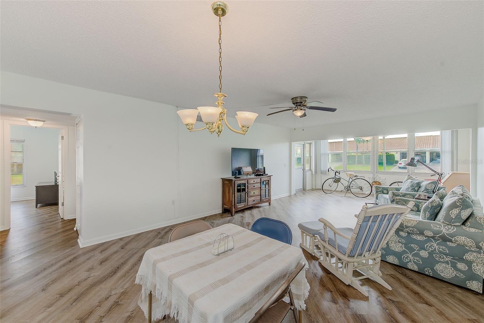 IMPERIAL POINT CONDO - Residential Lease