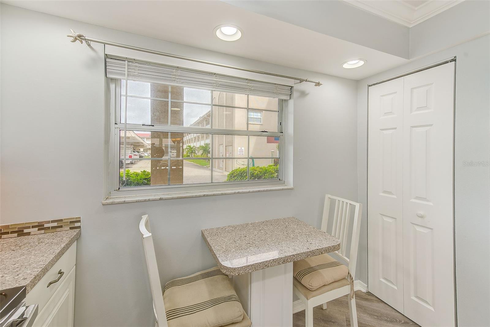 IMPERIAL POINT CONDO - Residential Lease