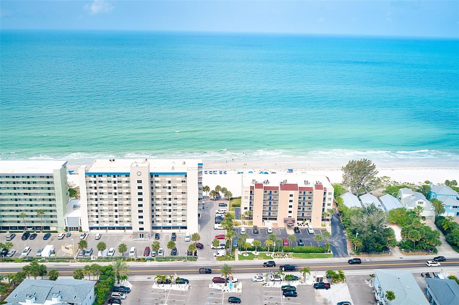 IMPERIAL POINT CONDO - Residential Lease