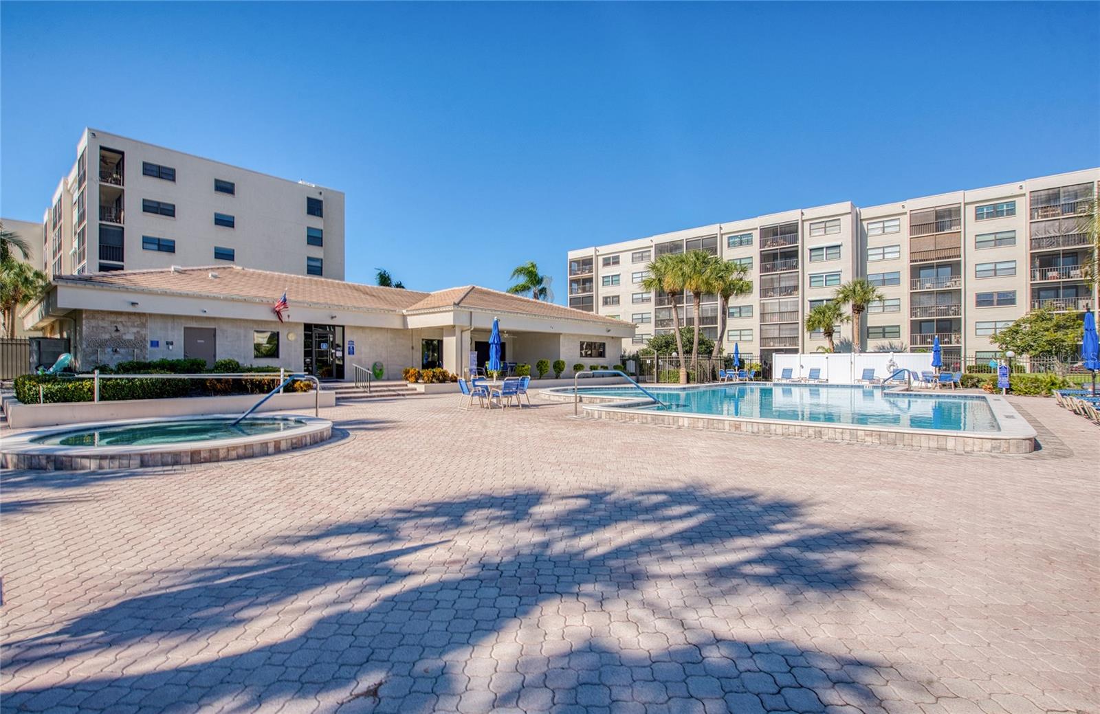 PASADENA COVE CONDO - Residential