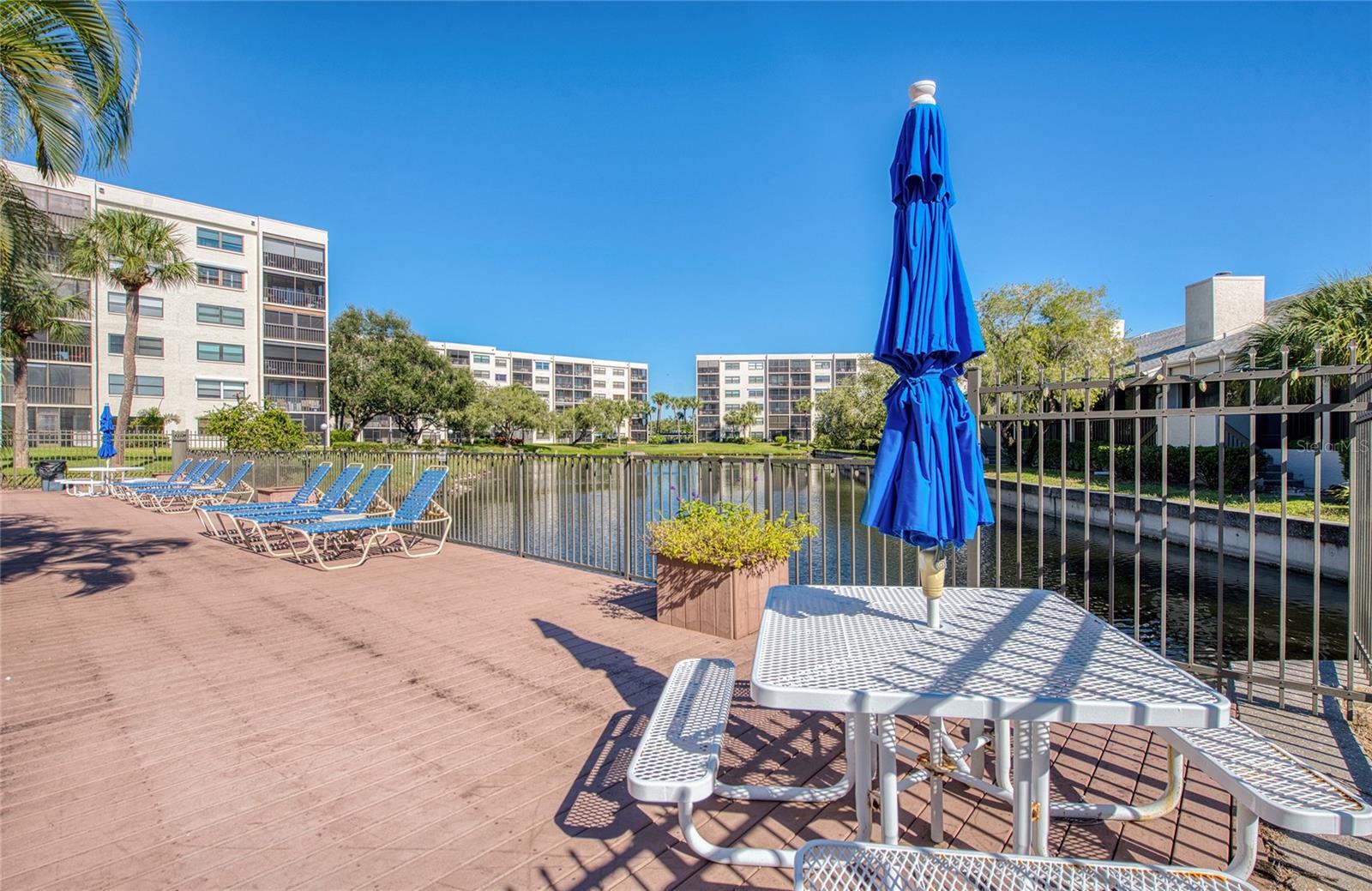 PASADENA COVE CONDO - Residential