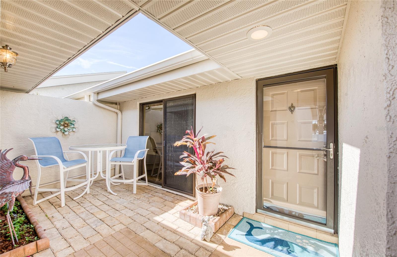 1304 PASADENA AVENUE S 3