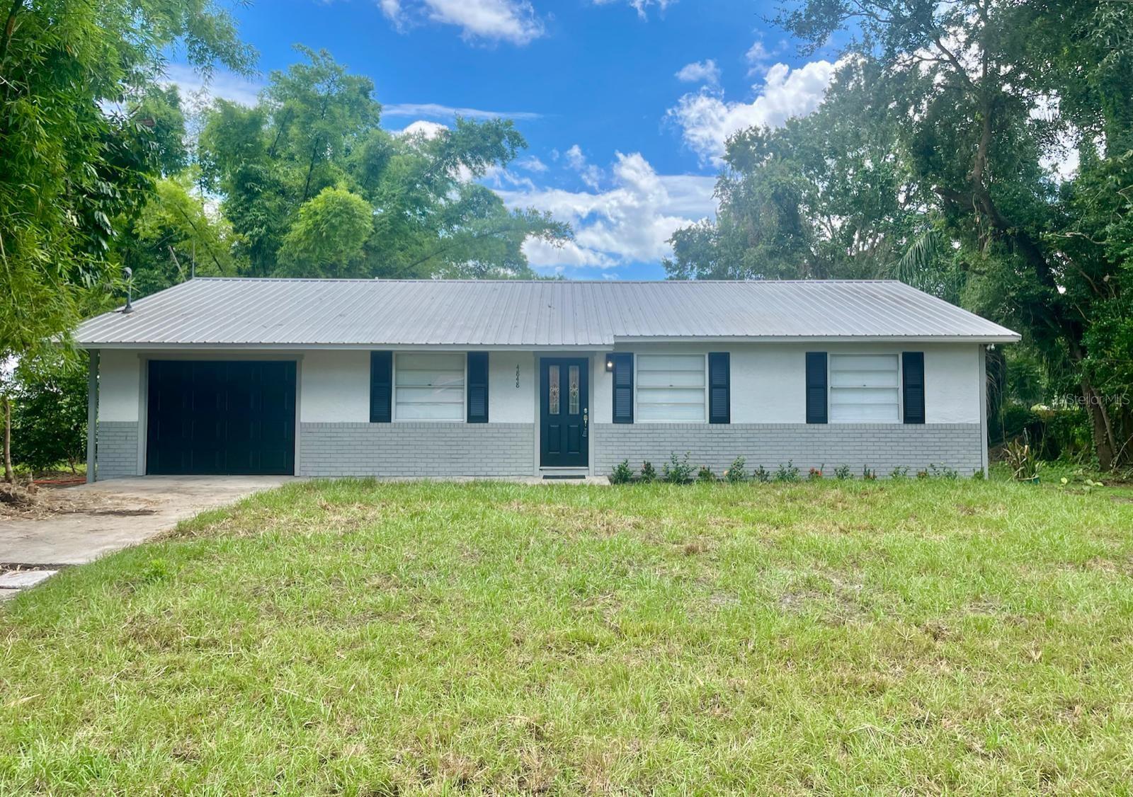Welcome Home!
Step inside this beautifully updated 3 bedroom, 2 bathroom home sitting on a spacious 0.318-acre corner lot with no HOA—giving you freedom, space, and privacy.
This move-in ready home features a durable metal roof, new A/C, new water heater, new flooring, fresh paint inside and out, a bright kitchen with quartz countertops, and a lanai perfect for relaxing afternoons or weekend gatherings. With your own well system, you’ll enjoy independence and savings, while the large yard offers endless possibilities for gardening, family fun, or simply enjoying the open space that comes with nearly 1/3 of an acre.
Located in the heart of Saint Cloud, you’ll appreciate the quiet lifestyle without HOA restrictions while still being close to schools, shopping, and everything you need.
Don’t miss your chance to call this amazing property your home. This will be your perfect next chapter. Let’s schedule your tour today!