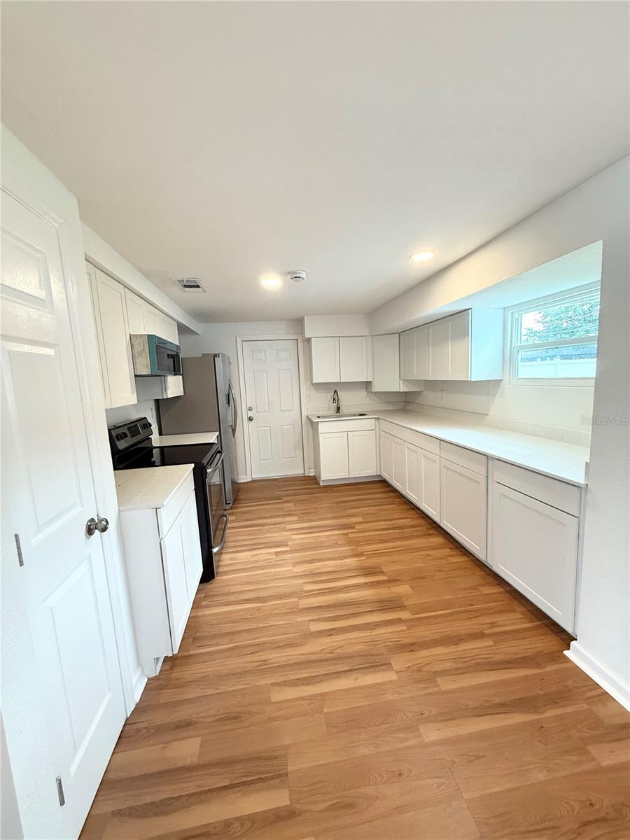 249 MOUNT VERNON DRIVE