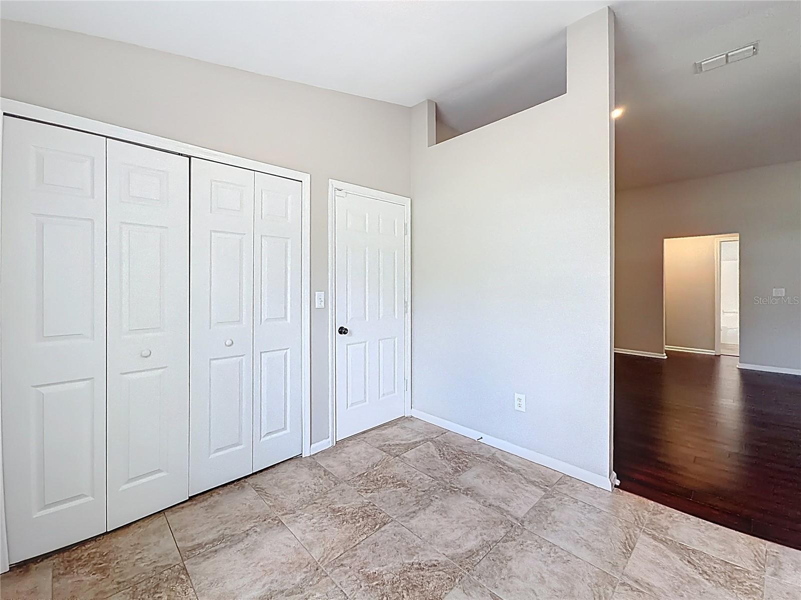 MARION OAKS - Residential