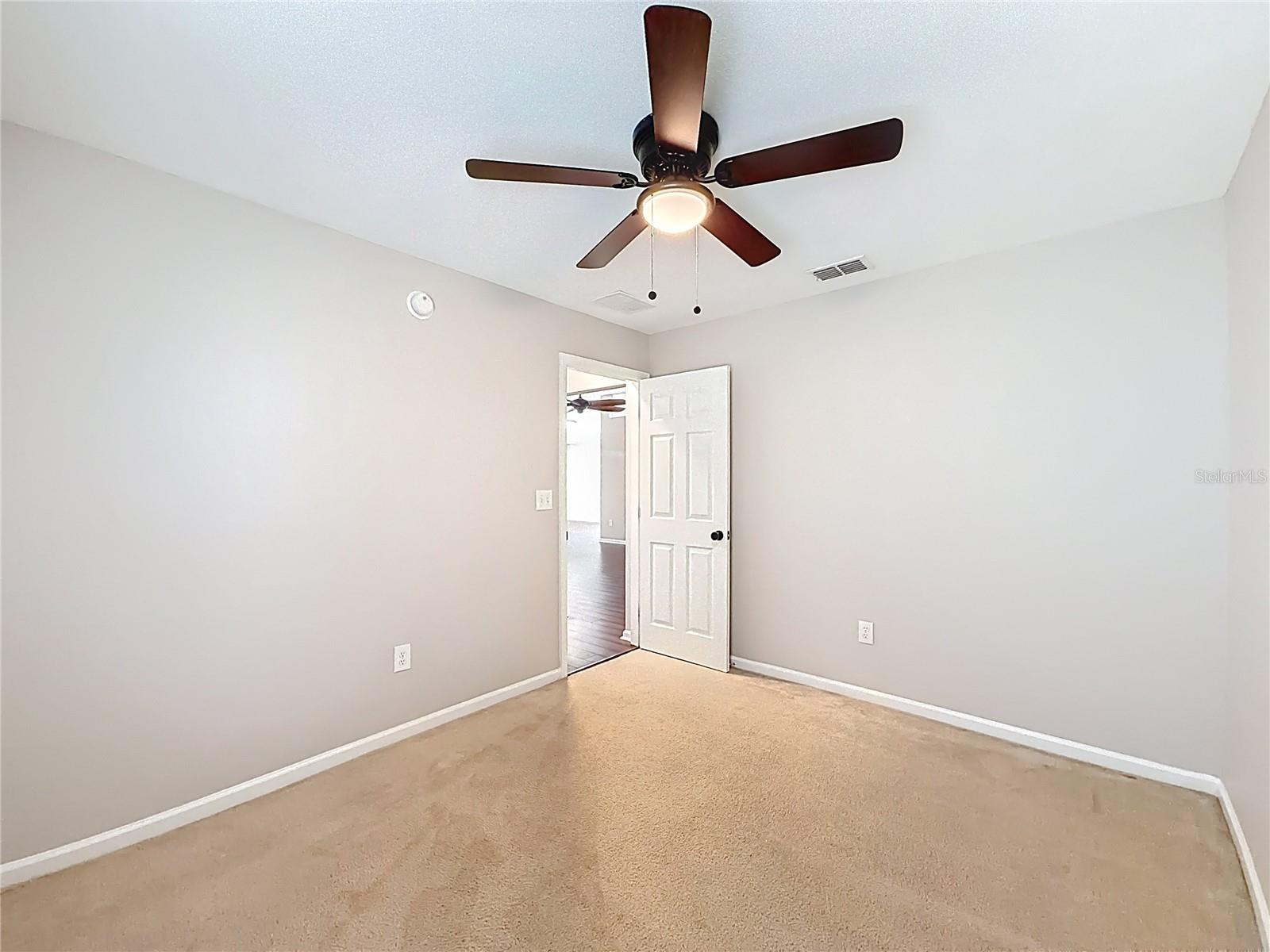 MARION OAKS - Residential