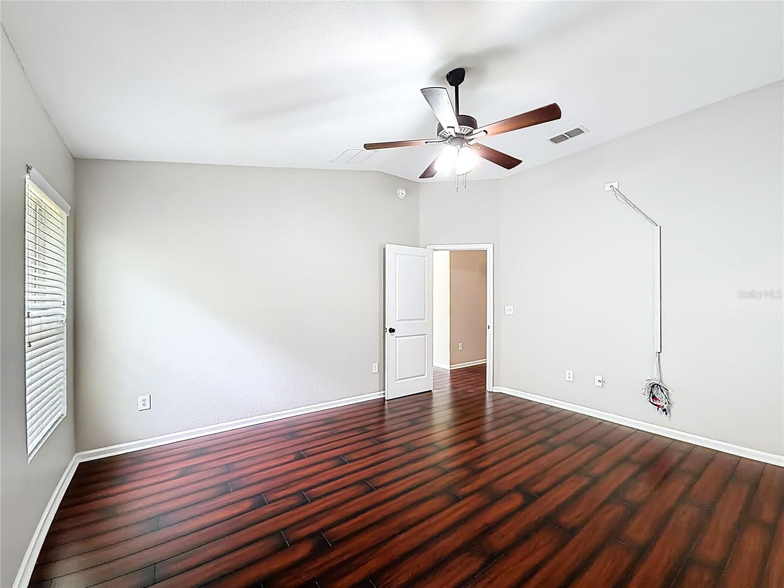 MARION OAKS - Residential