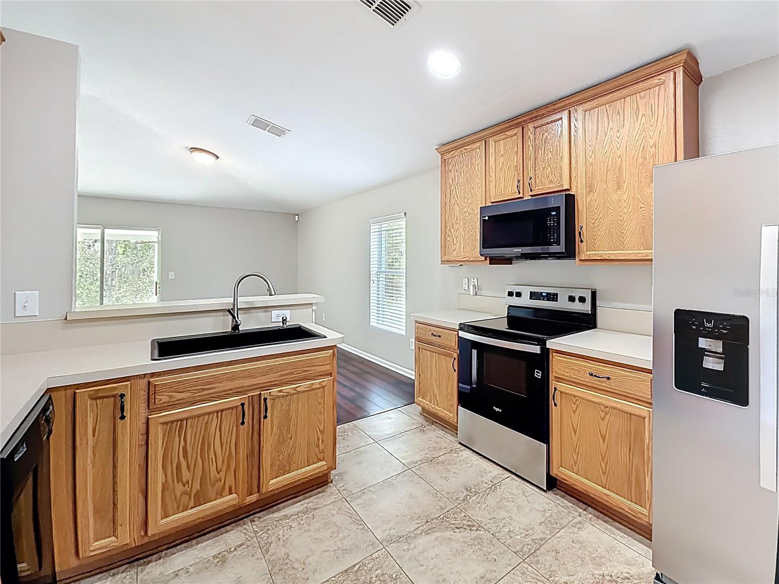 MARION OAKS - Residential