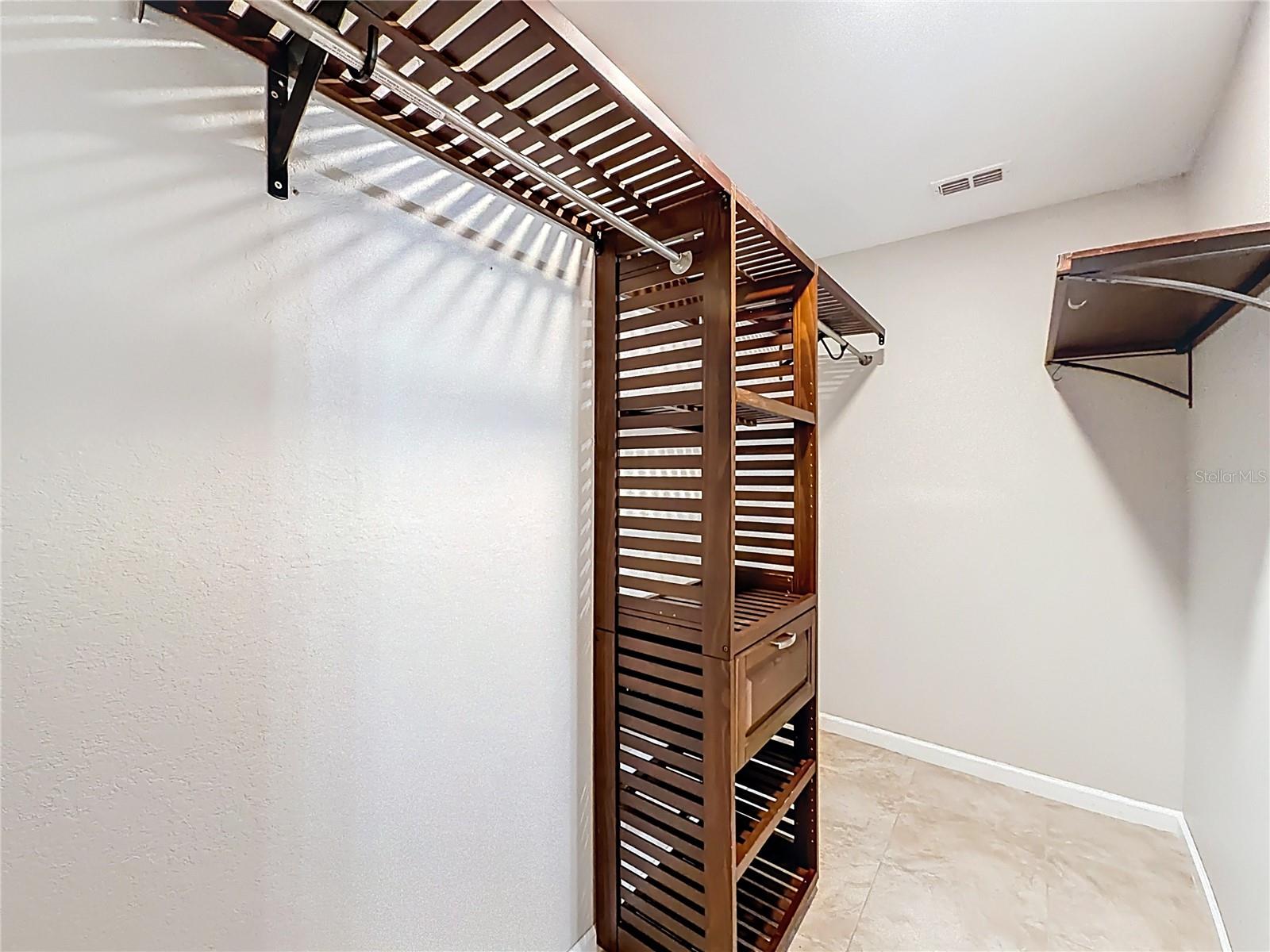 MARION OAKS - Residential