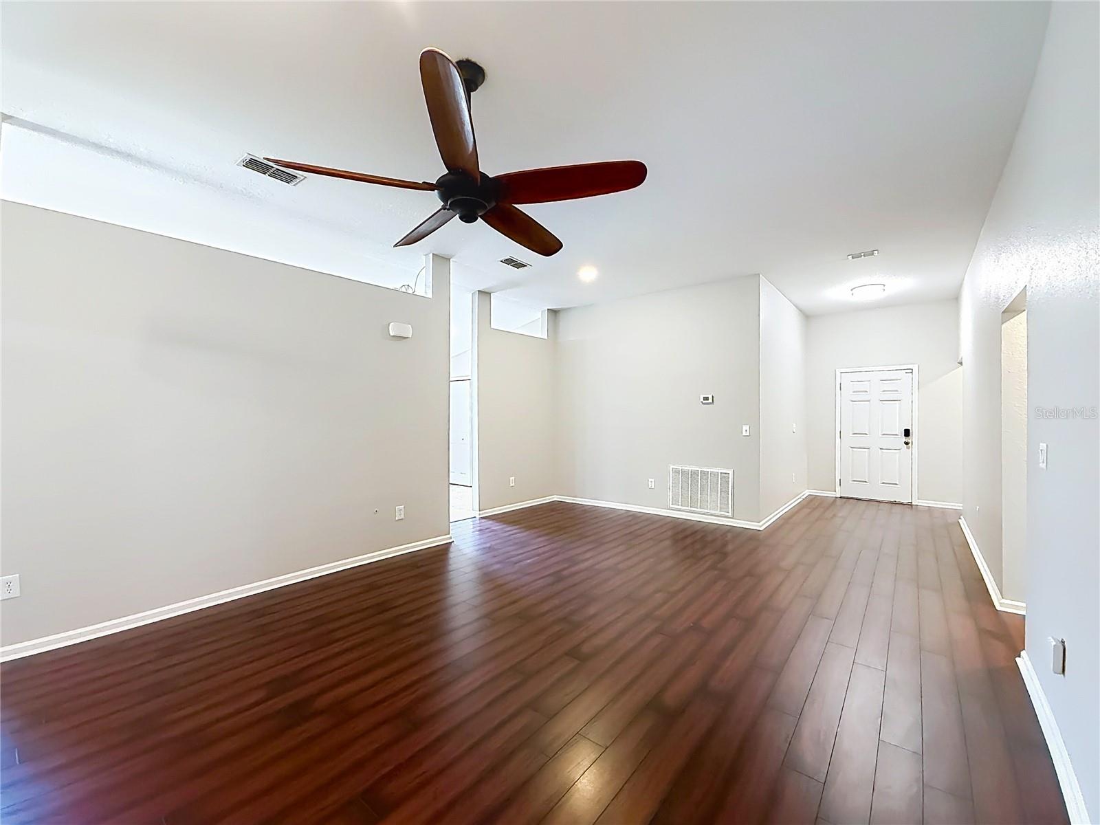 MARION OAKS - Residential