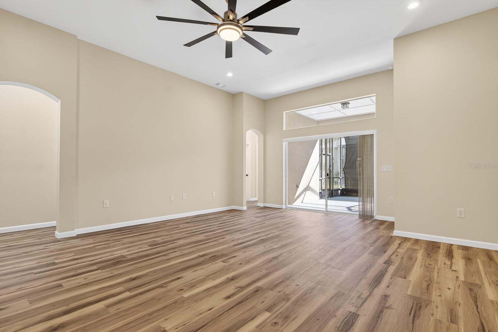 FISHHAWK RANCH PHASE - Residential