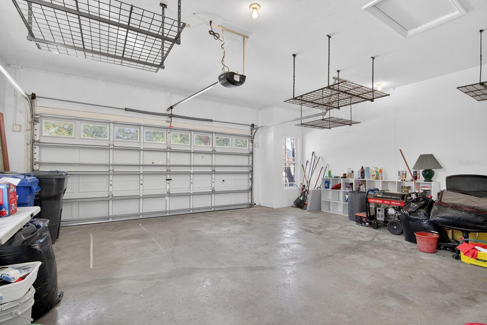 FISHHAWK RANCH PHASE - Residential