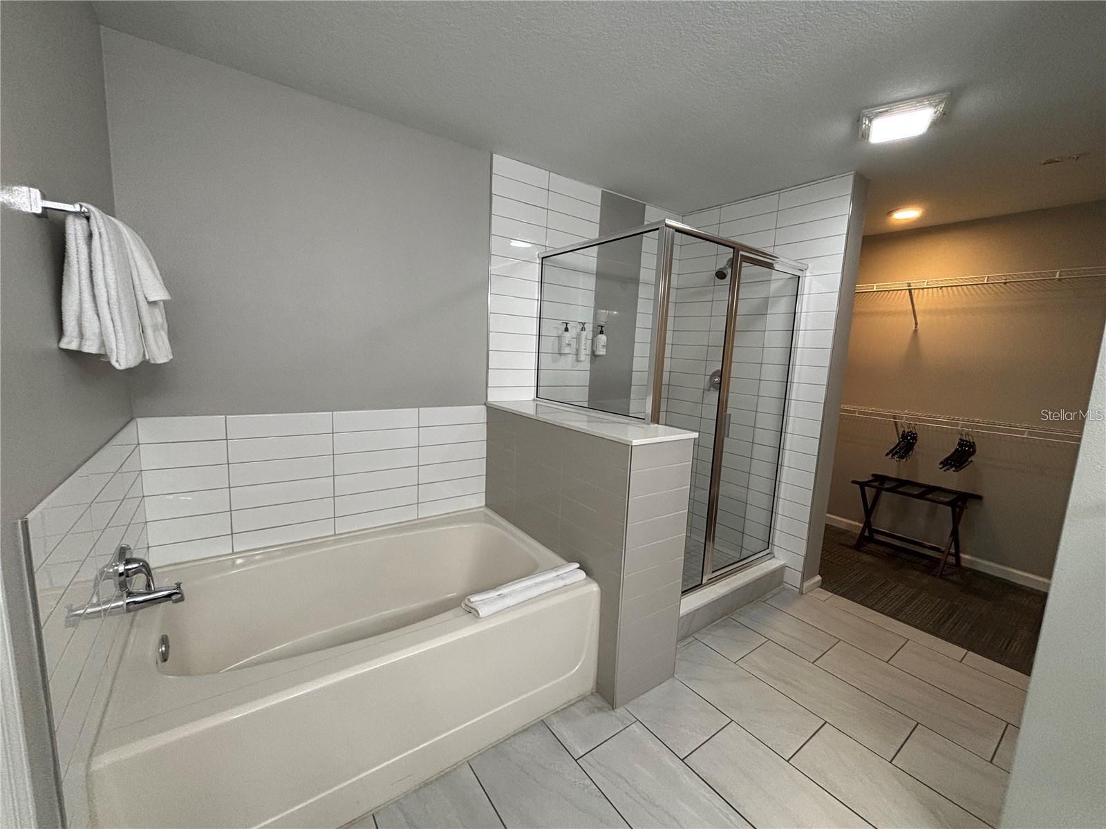 GROVE RESIDENCE & SPA HOTEL CONDO I - Residential