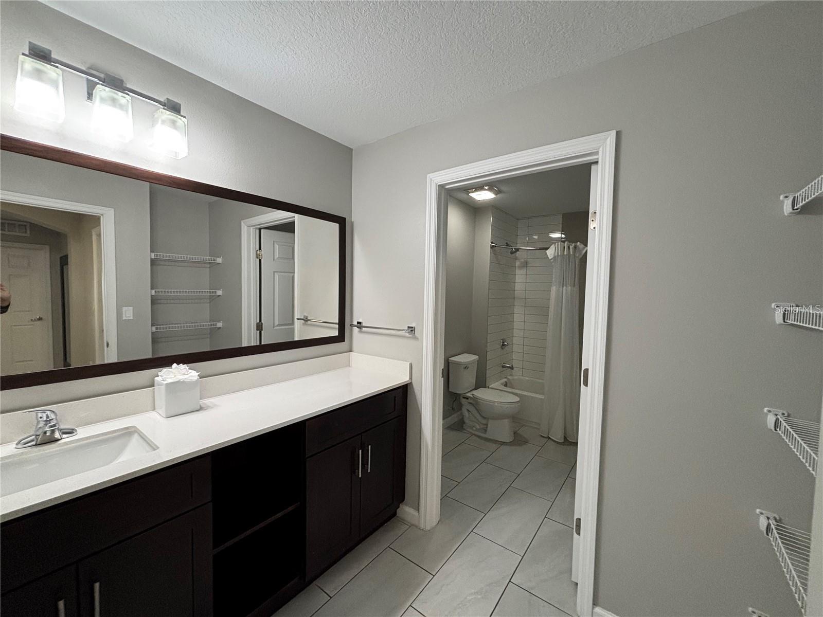 GROVE RESIDENCE & SPA HOTEL CONDO I - Residential