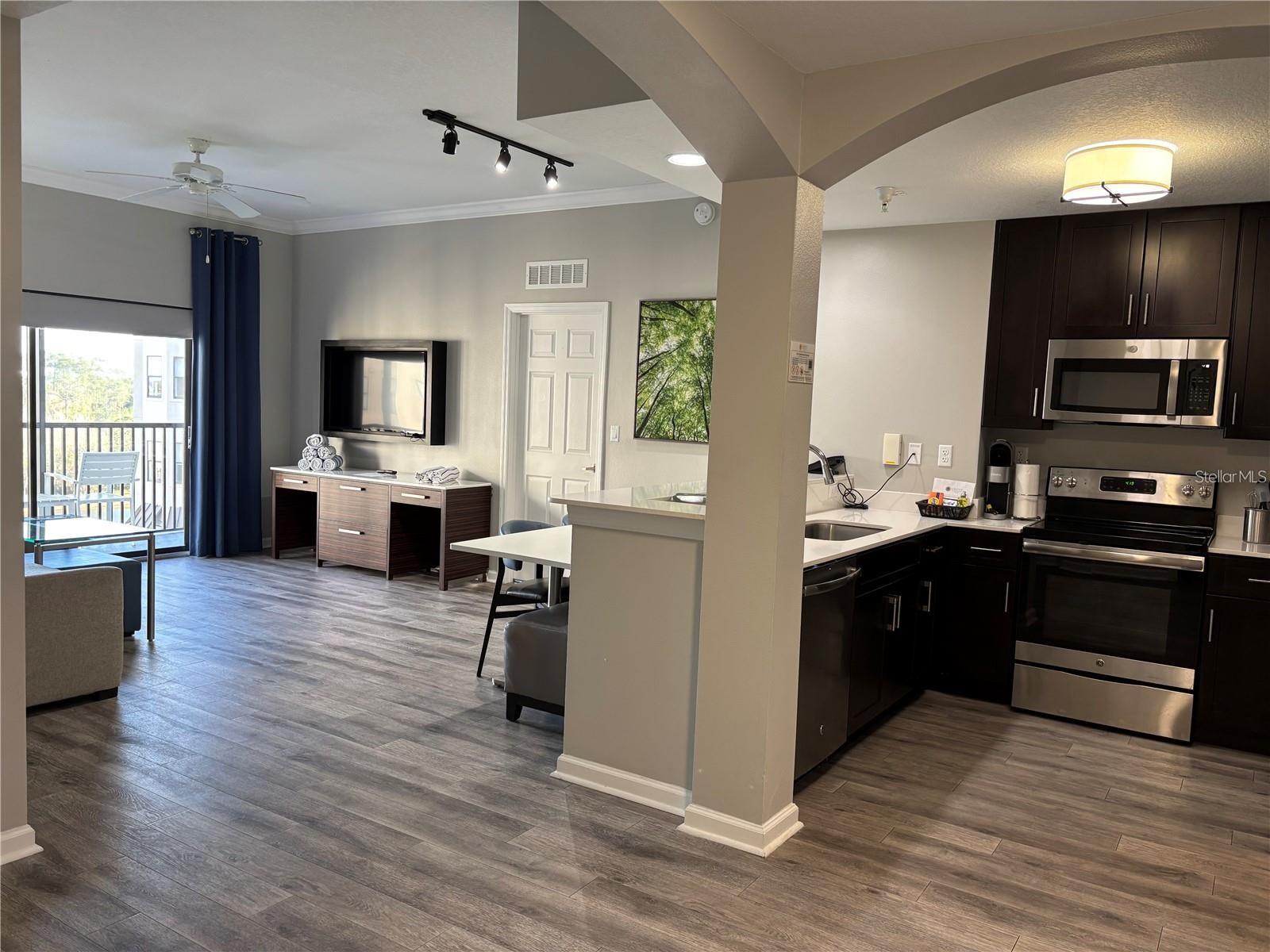 GROVE RESIDENCE & SPA HOTEL CONDO I - Residential