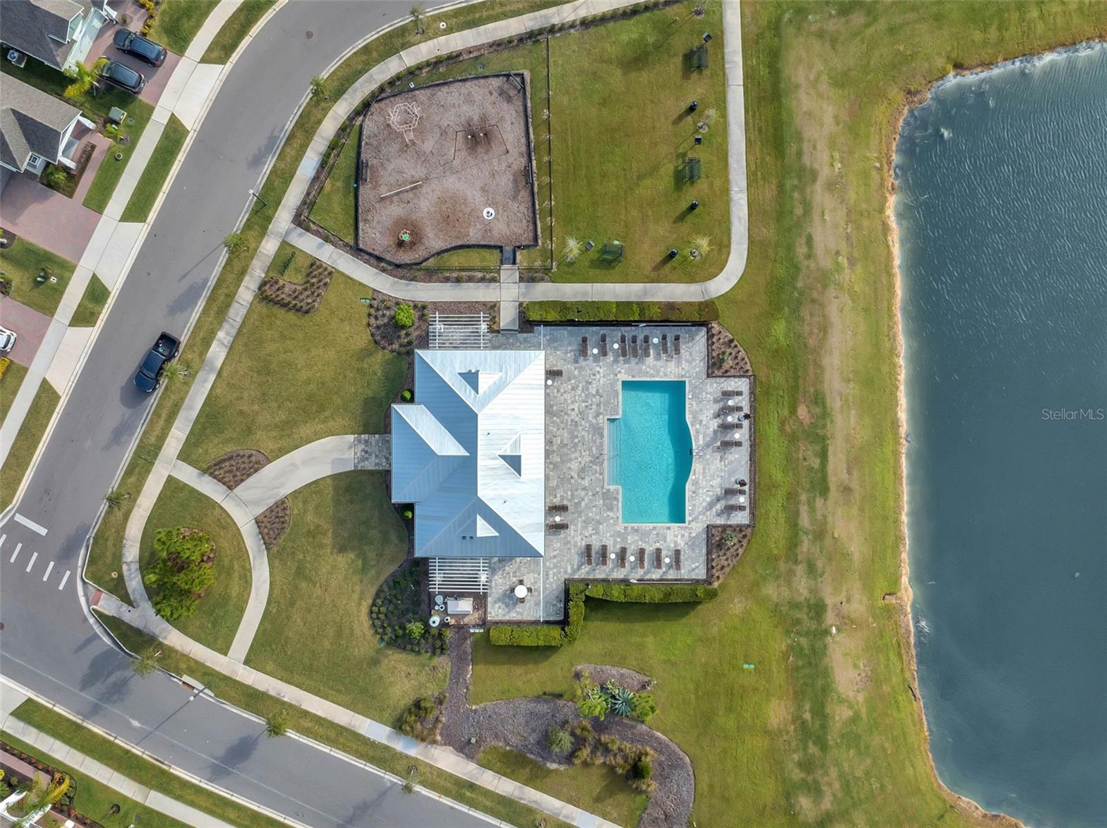 HULL ISLAND/OAKLAND - Residential