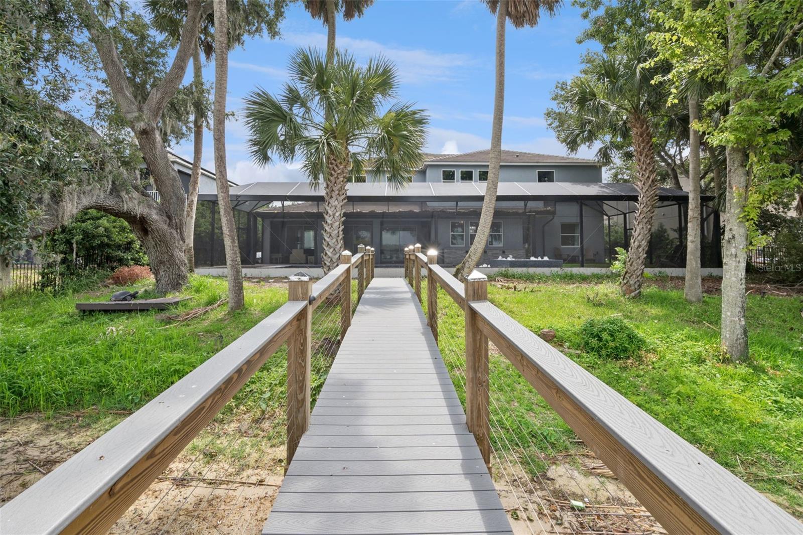HULL ISLAND/OAKLAND - Residential