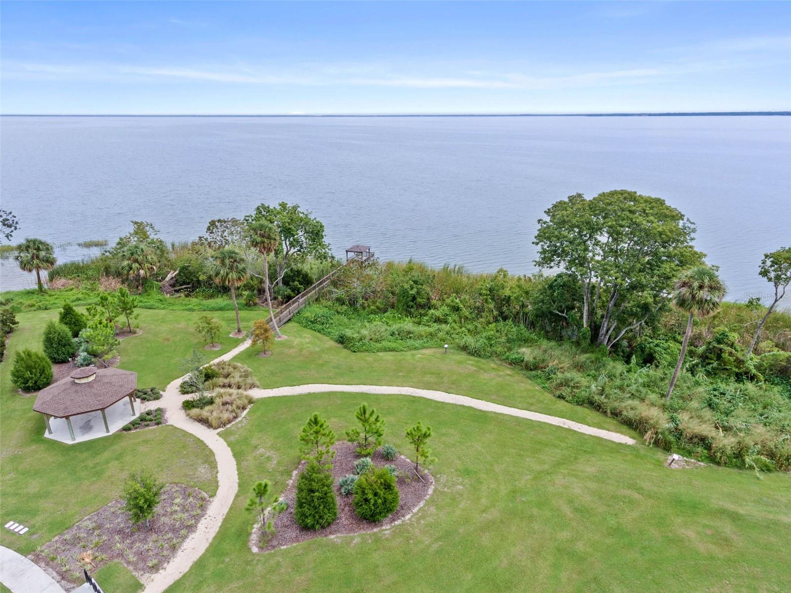 HULL ISLAND/OAKLAND - Residential
