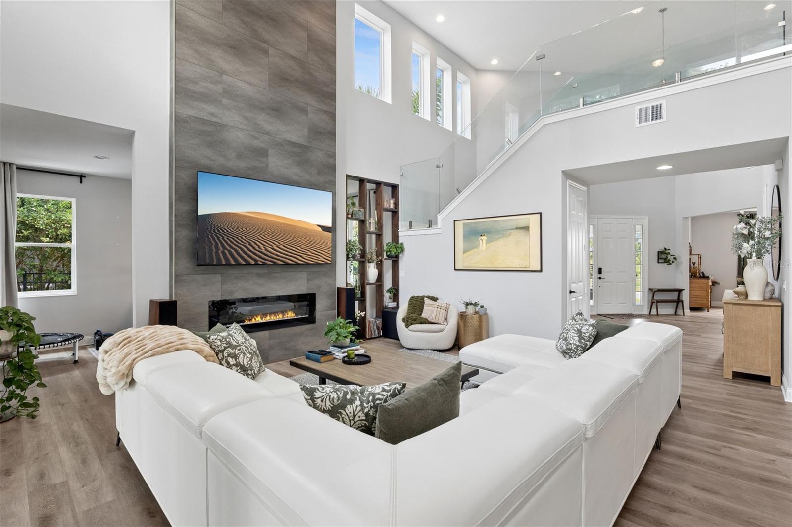 HULL ISLAND/OAKLAND - Residential