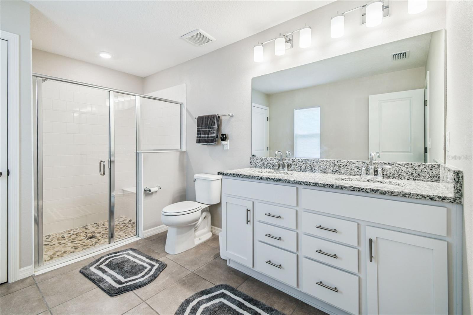 WILLIAMS POINTE - Residential