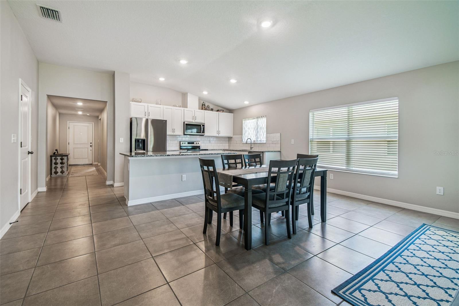 WILLIAMS POINTE - Residential