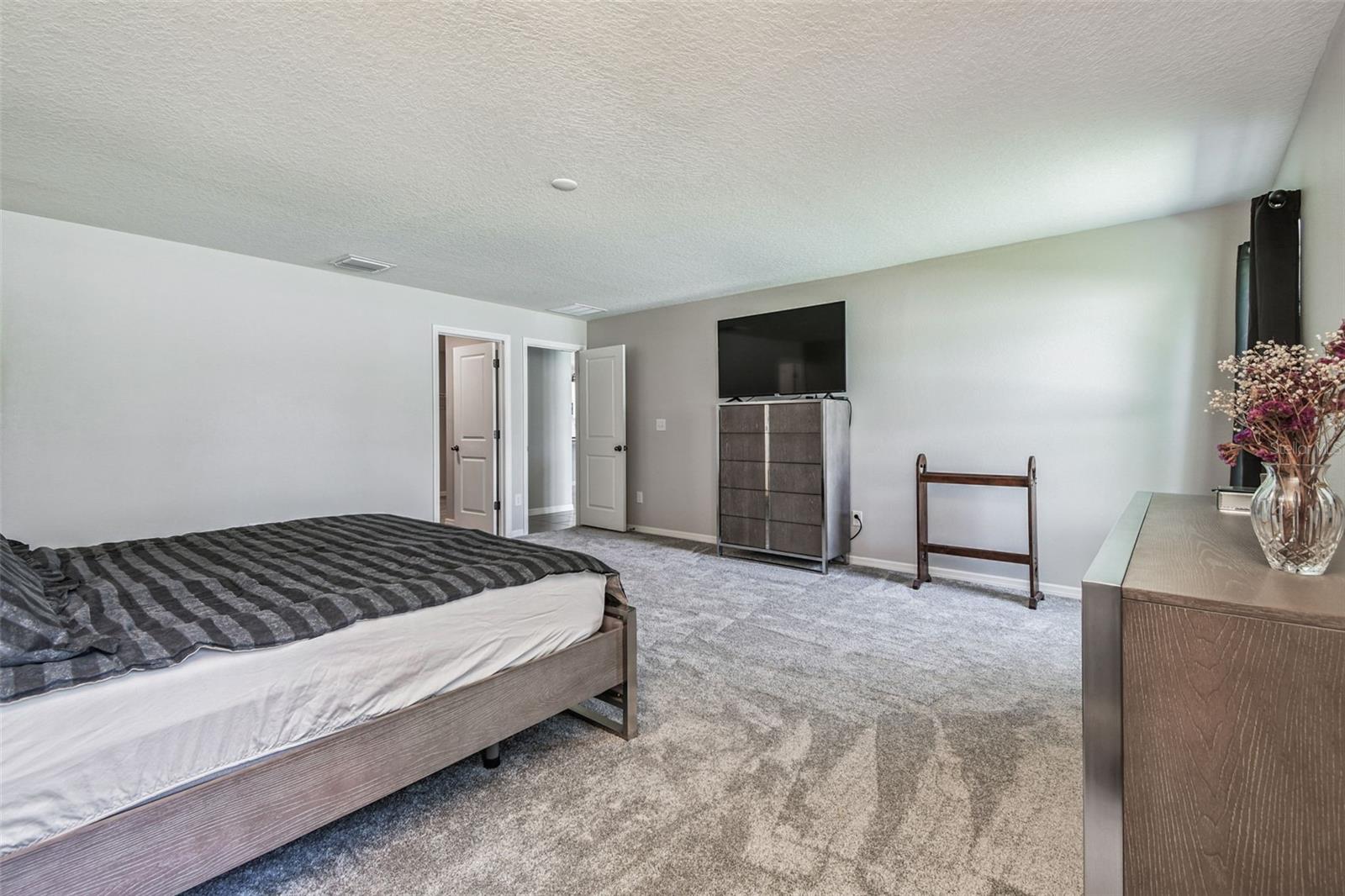 WILLIAMS POINTE - Residential