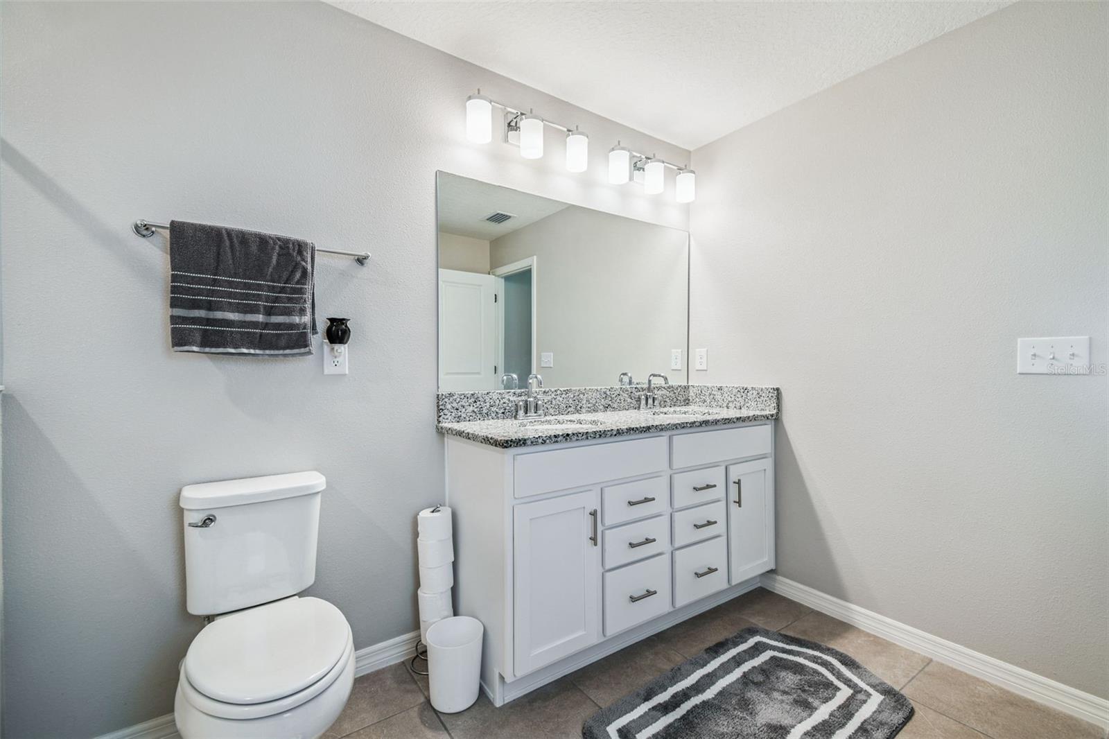 WILLIAMS POINTE - Residential