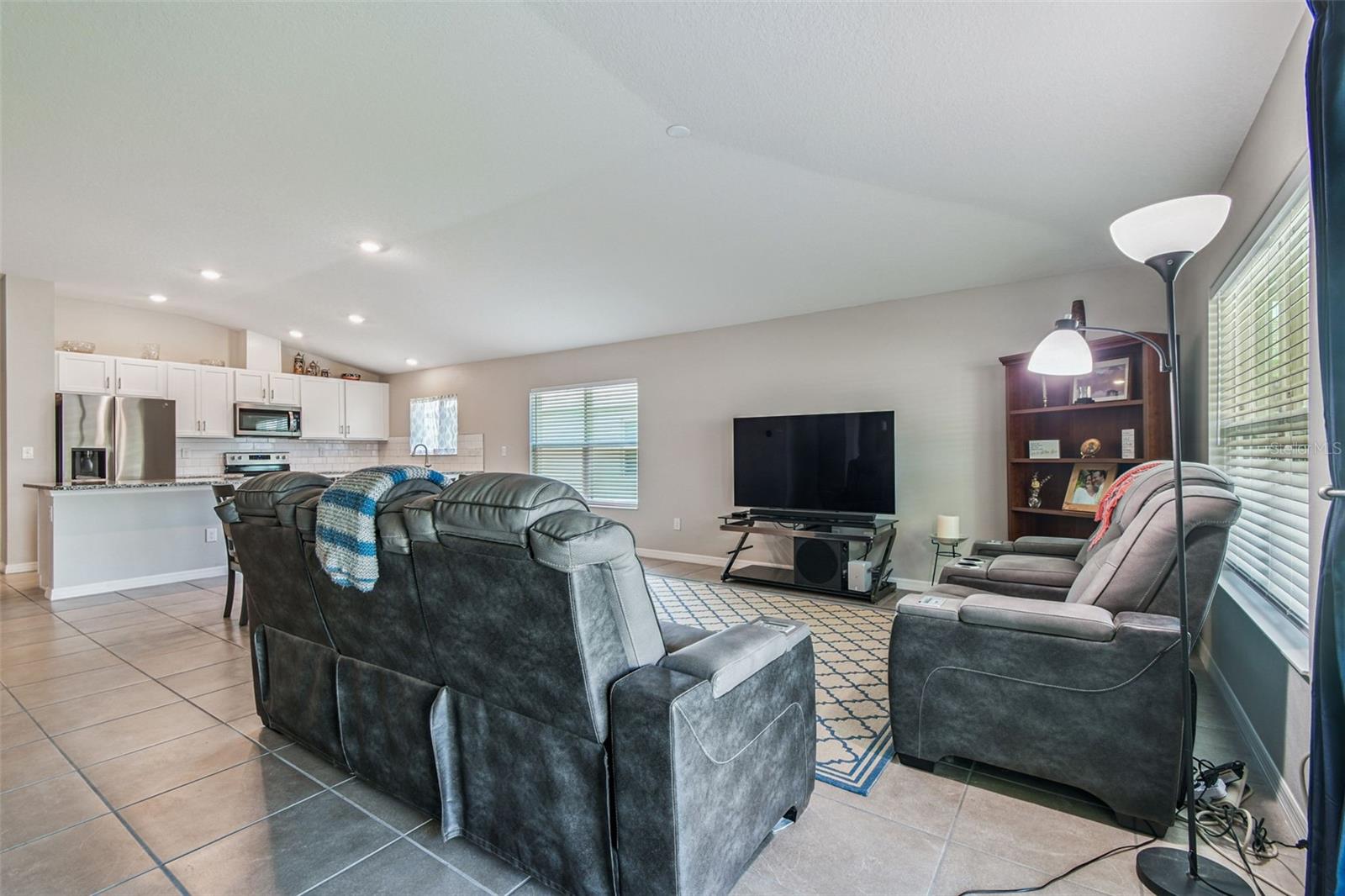 WILLIAMS POINTE - Residential