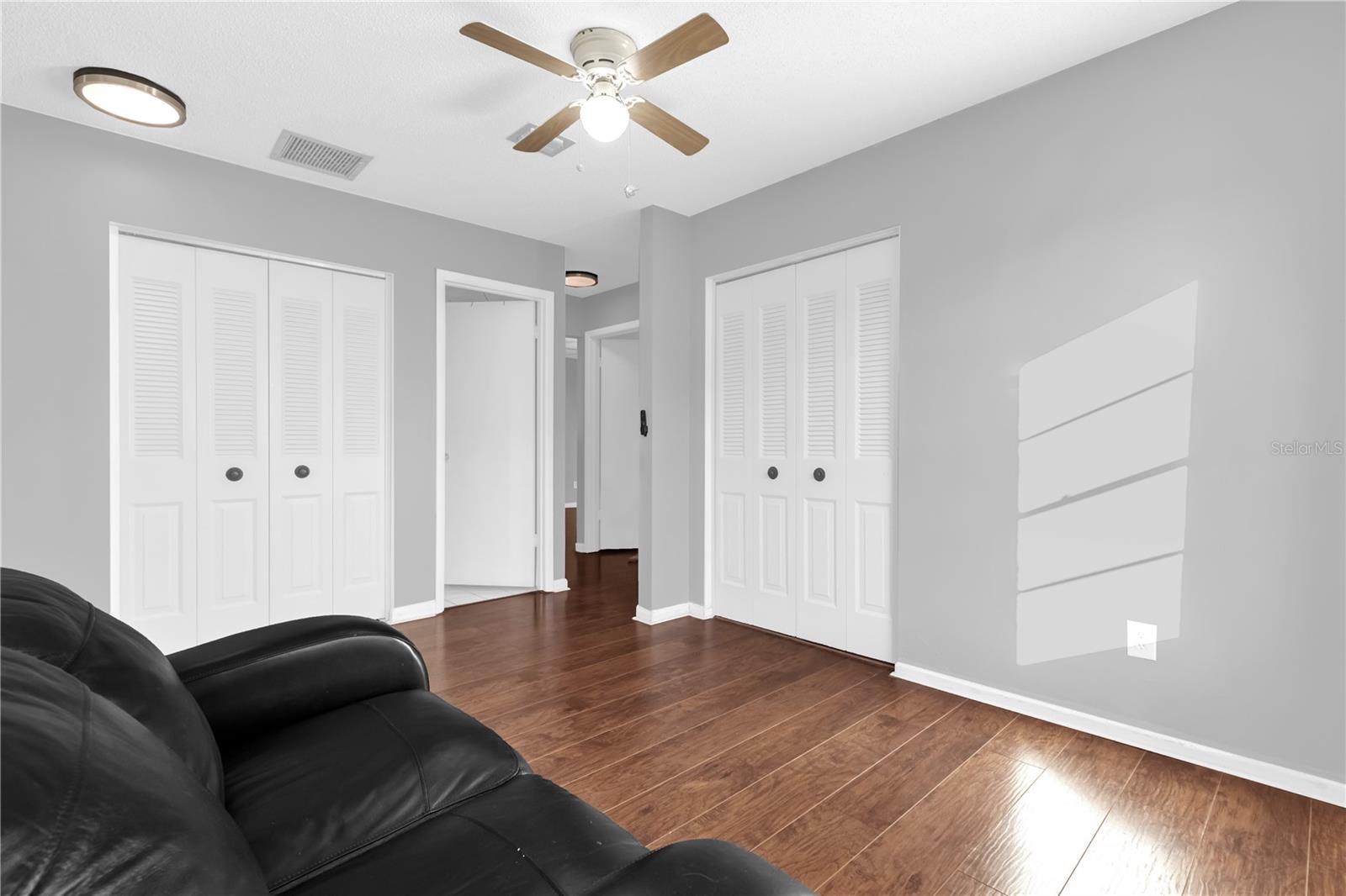 LOGAN GATE VILLAGE PH II UN 1 - Residential