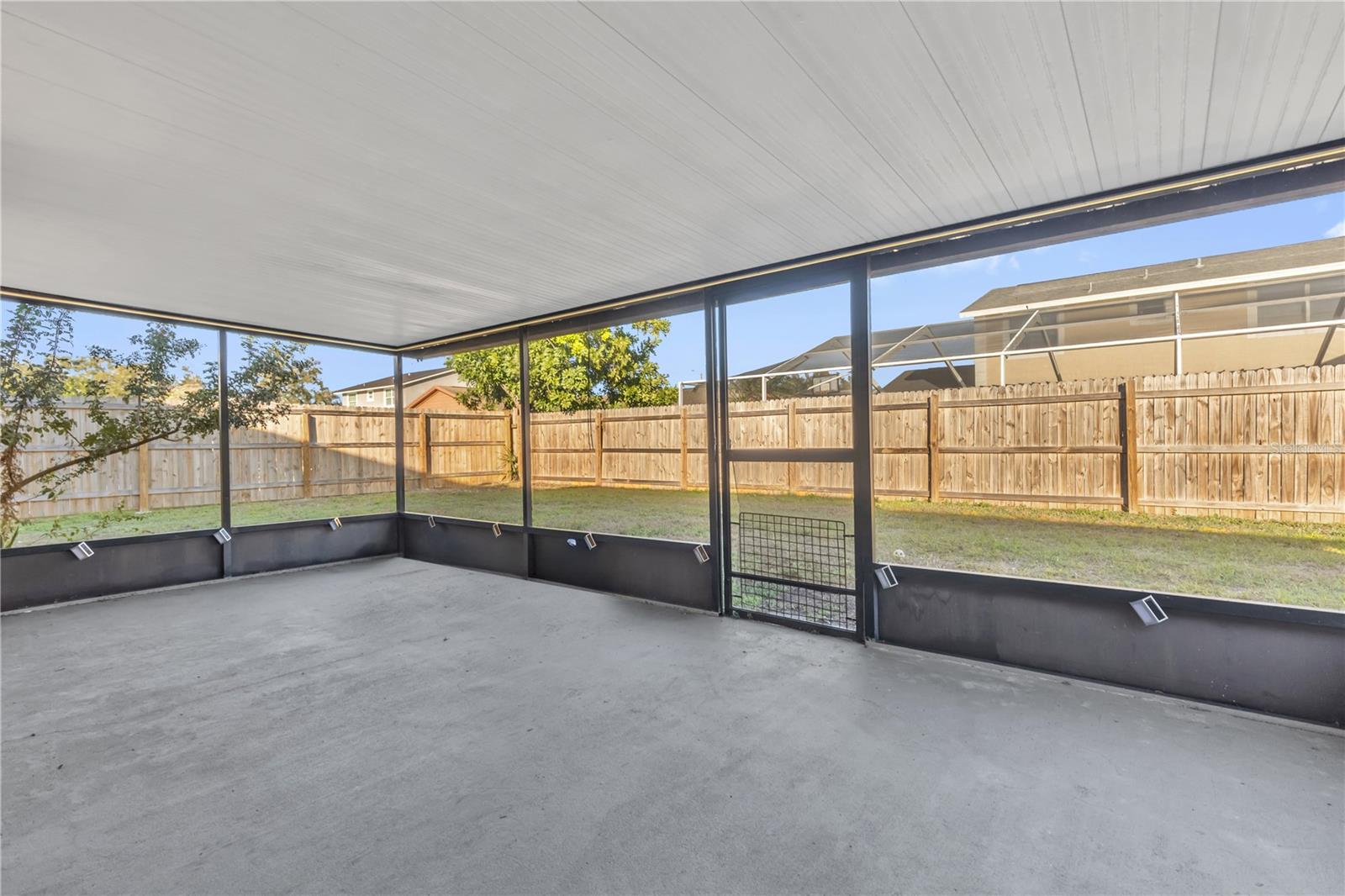 LOGAN GATE VILLAGE PH II UN 1 - Residential