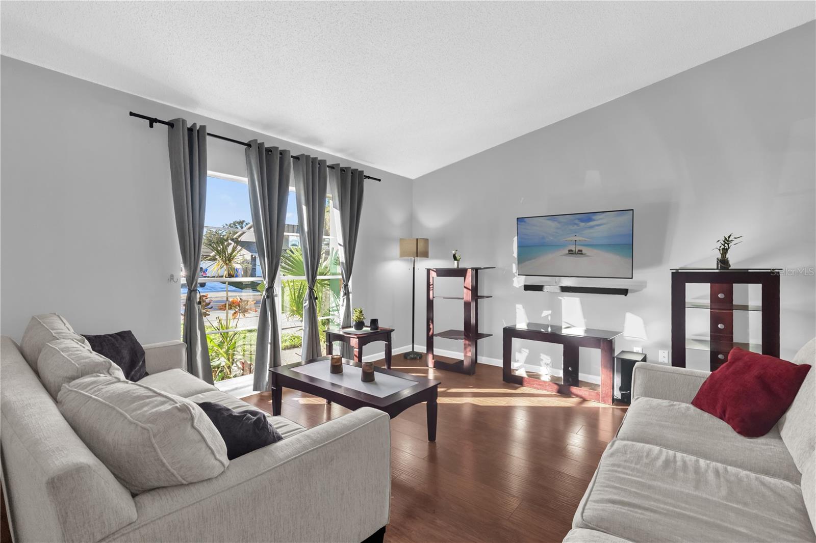 LOGAN GATE VILLAGE PH II UN 1 - Residential