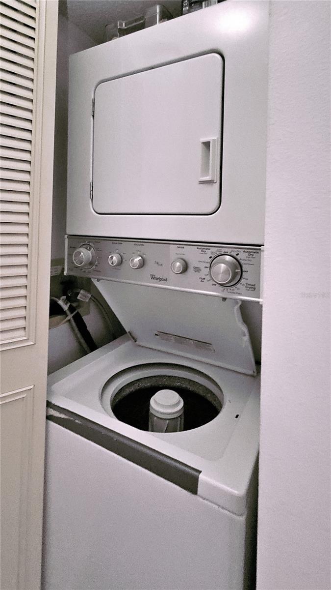 PINE RIDGE CLUB VILLAGE 1 PH 3 A CONDO BLDG 9 - Residential