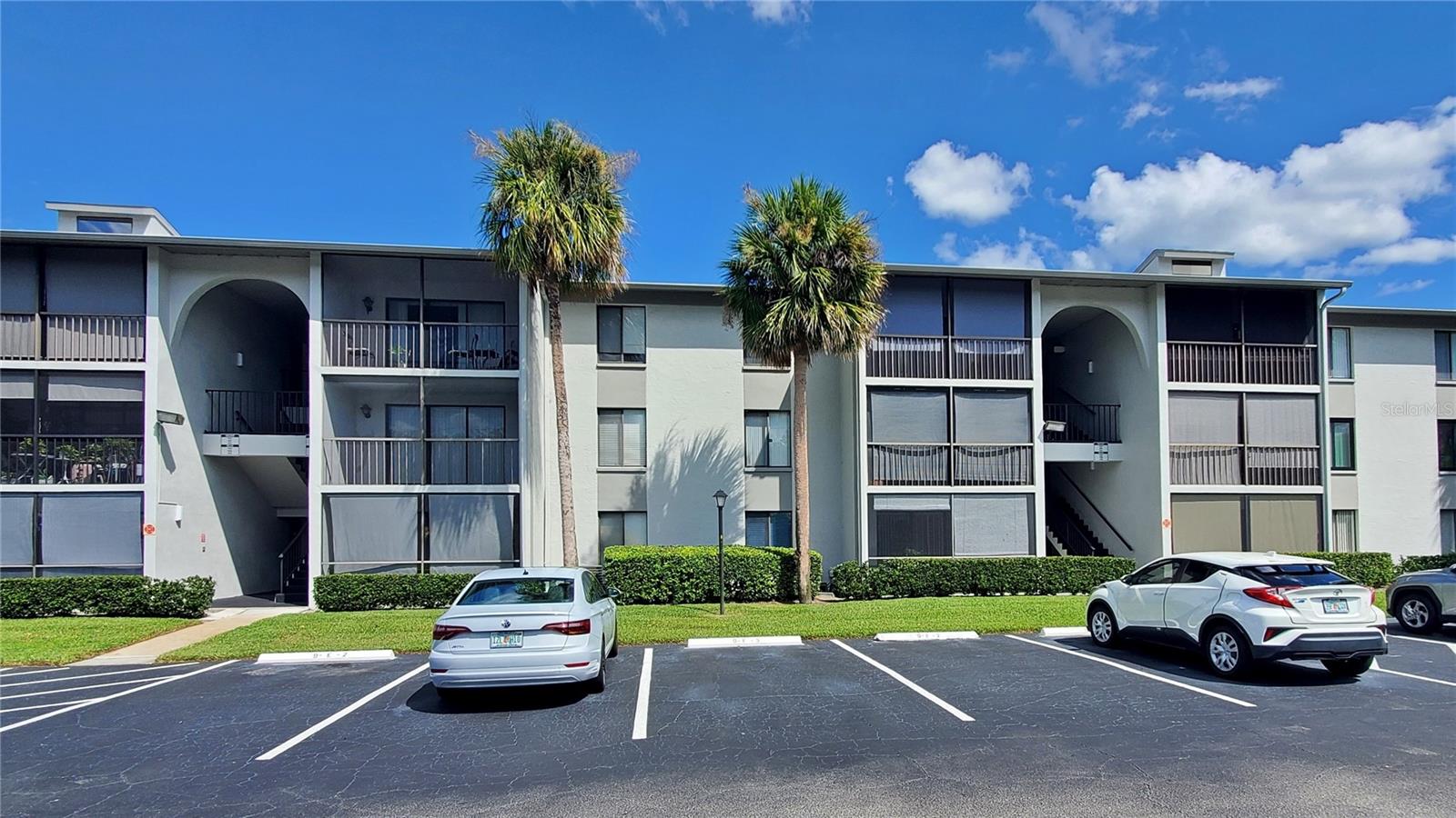 PINE RIDGE CLUB VILLAGE 1 PH 3 A CONDO BLDG 9 - Residential