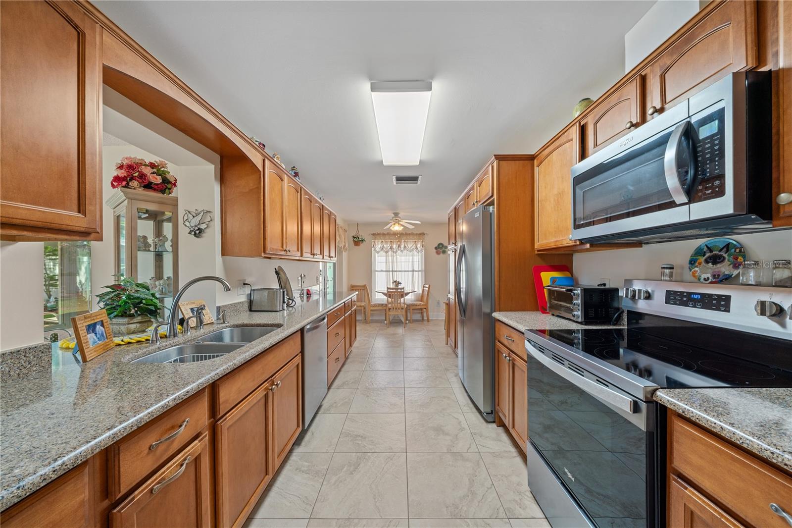 HARBOR PALMS-UNIT SIX - Residential Lease