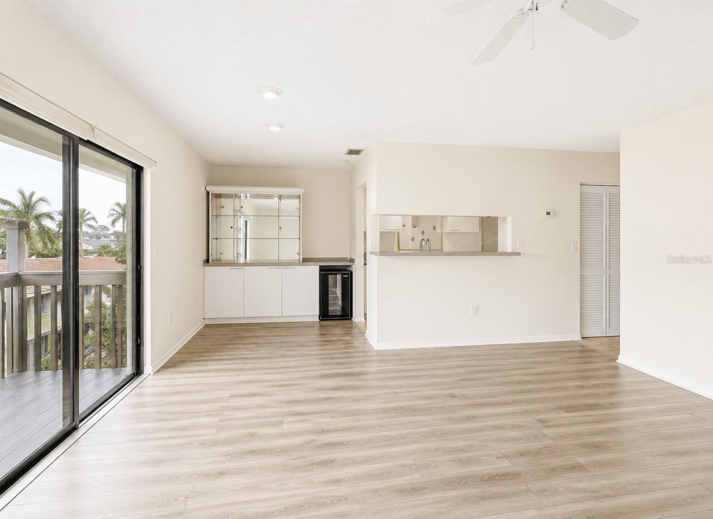 PEPPERTREE LAKE CONDO - Residential