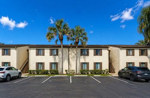 Photo of 723 115th Avenue N #2106, St Petersburg, FL 33716 (MLS # TB8501568)