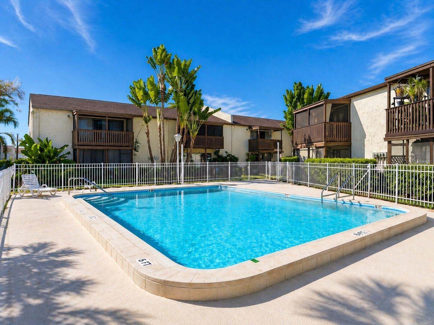 PEPPERTREE LAKE CONDO - Residential