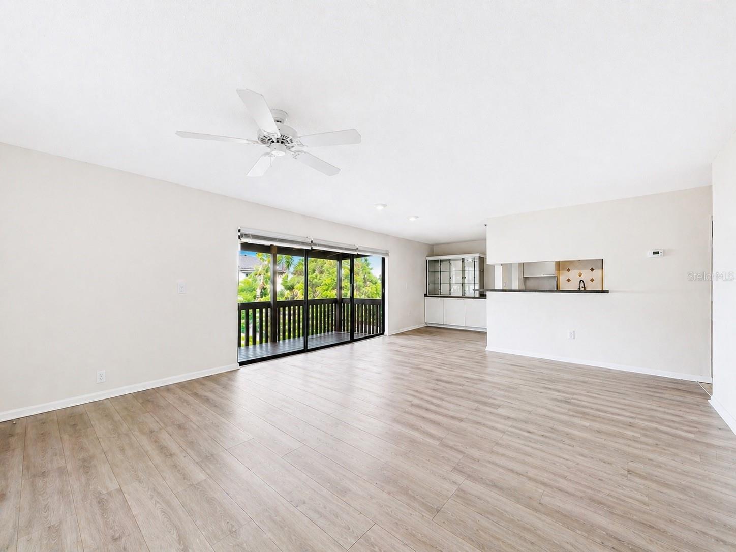 PEPPERTREE LAKE CONDO - Residential