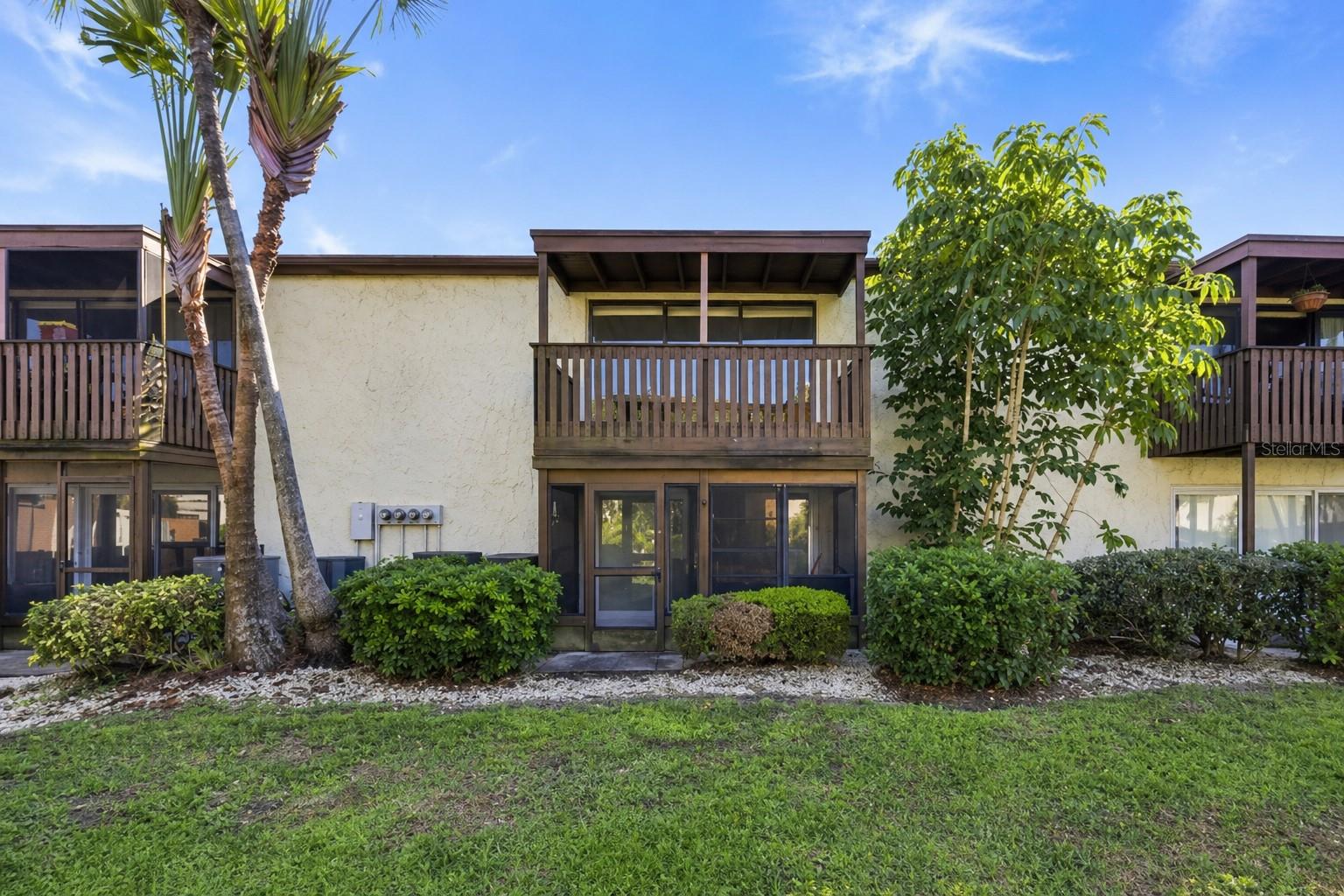PEPPERTREE LAKE CONDO - Residential