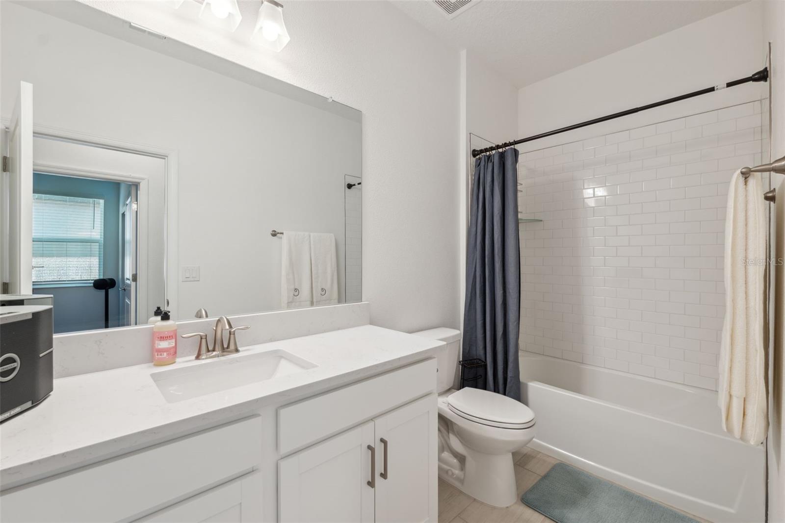 ANGELINE PHASES 1A 1B 1C & 1D PB 87 PG 072 LOT 57 - Residential Lease