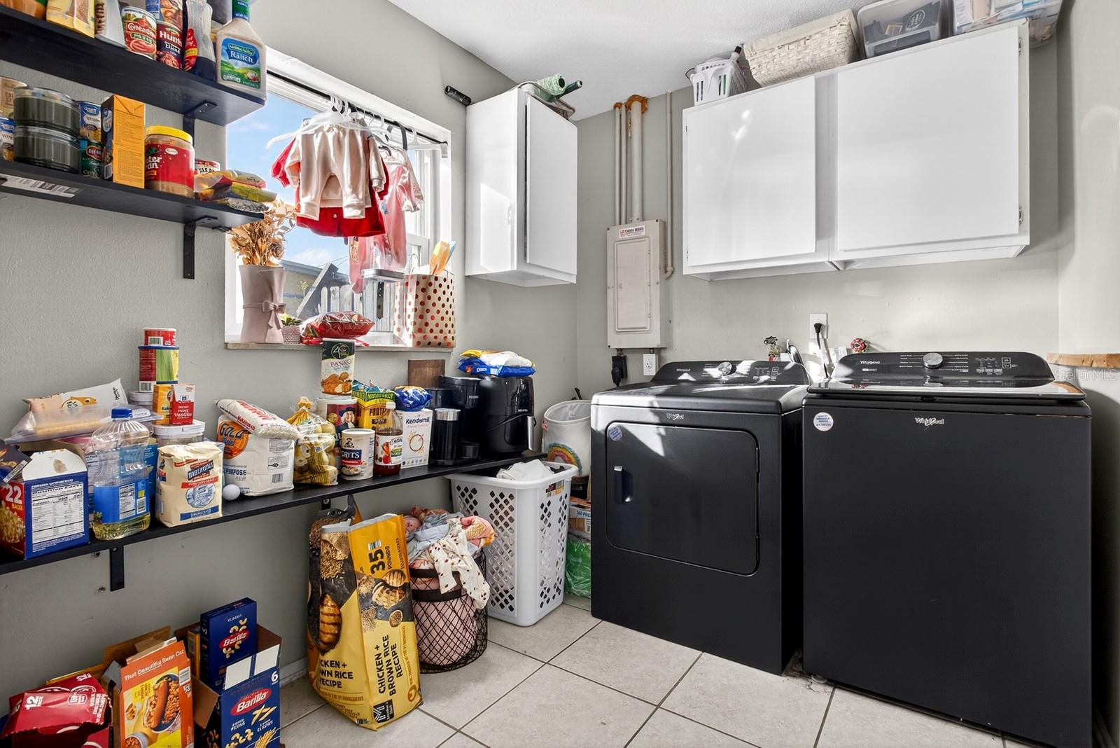 LAKE PARKER MANOR - Residential