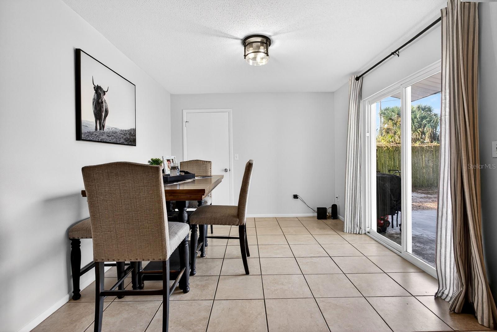 LAKE PARKER MANOR - Residential