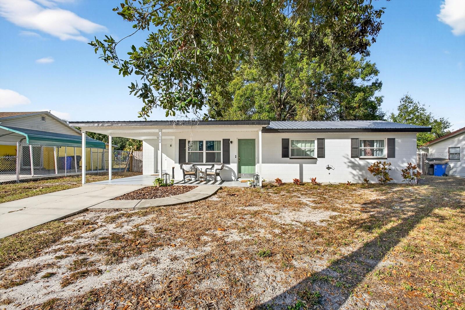 LAKE PARKER MANOR - Residential