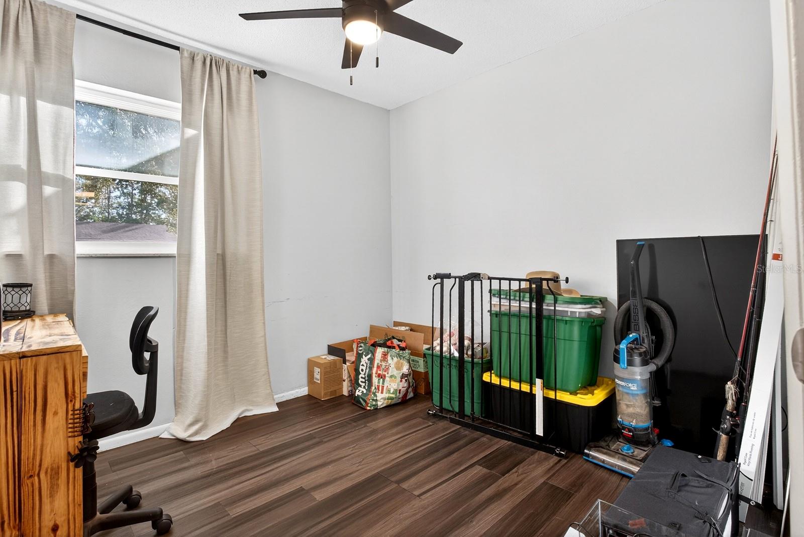 LAKE PARKER MANOR - Residential