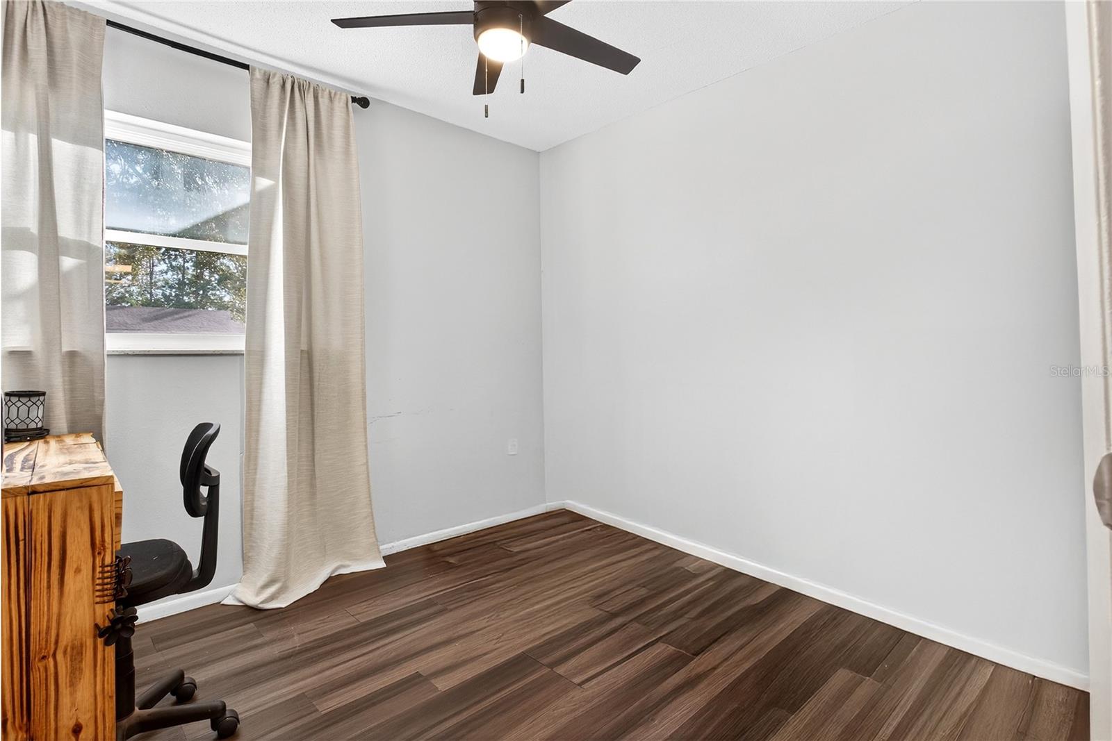 LAKE PARKER MANOR - Residential